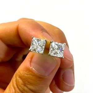 Due to unforeseen circumstances, I have no need for these any longer.